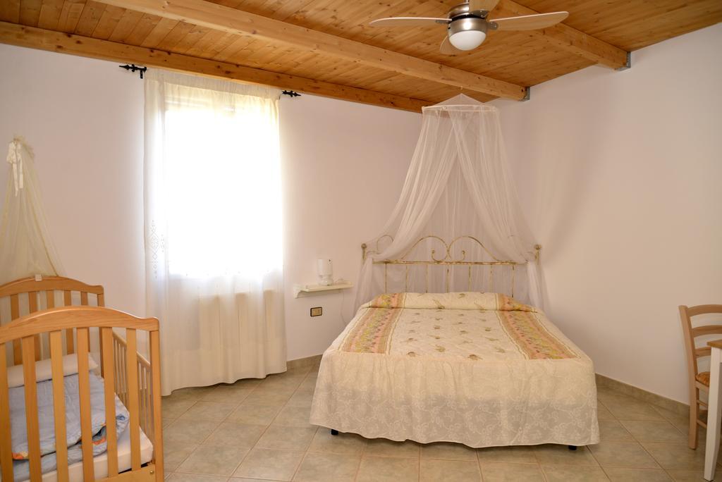 Galtellì B&B S'Incontru חדר תמונה