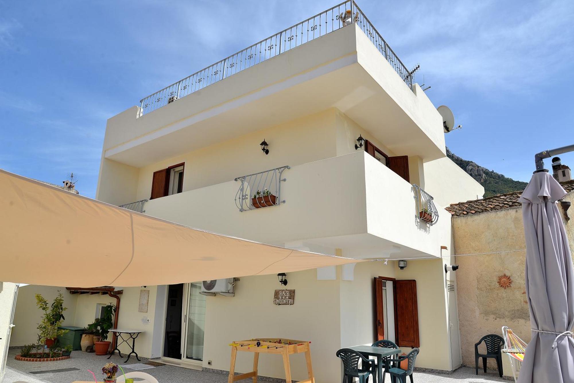 Galtellì B&B S'Incontru מראה חיצוני תמונה